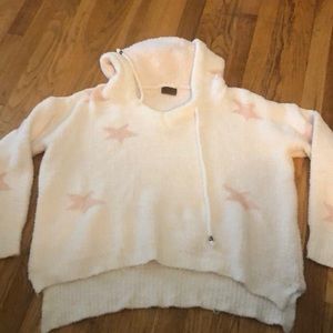 Oversized hooded Sherpa. Comfortable